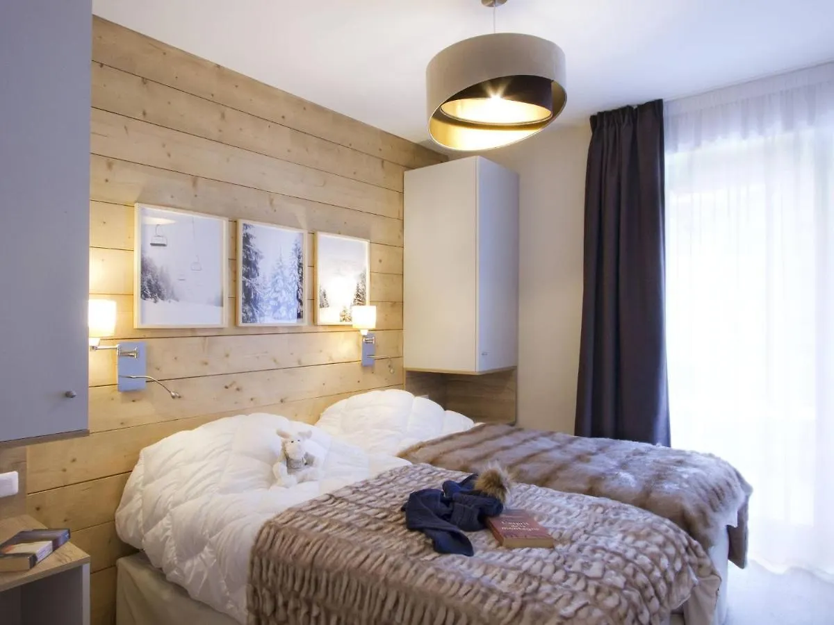 Modern Apartment With Sleeping Niche In Alpe D'Huez France